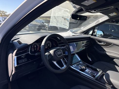 New 2026 Audi Q7 2.0T Premium image 12
