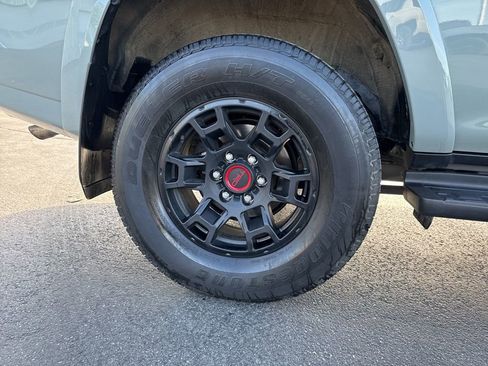 Used 2023 Toyota 4Runner TRD Off-Road Premium w/ Off Road Premium Plus Package AWD/4WD image 9