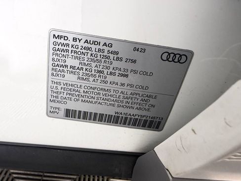 Used 2023 Audi Q5 2.0T Premium Plus w/ Premium Plus Package AWD/4WD image 37