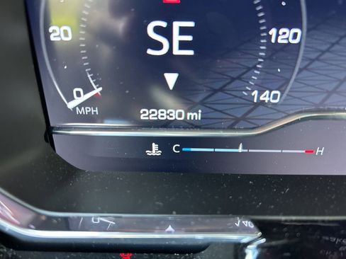 Used 2025 GMC Sierra 1500 SLT image 19