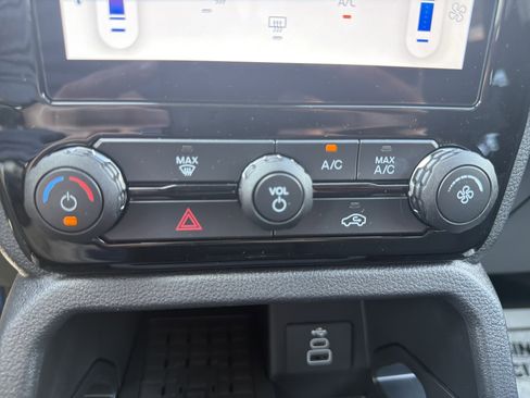 New 2025 Ford Ranger XLT w/ Technology Package AWD/4WD image 29