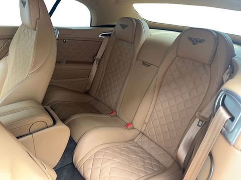 Used 2016 Bentley Continental GT image 8