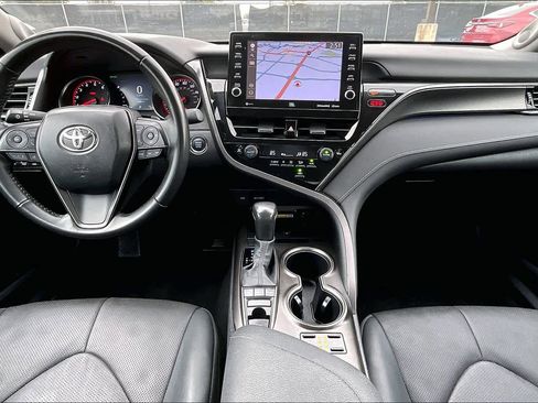 Used 2024 Toyota Camry XSE image 15