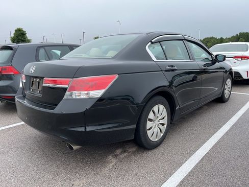 Used 2012 Honda Accord LX image 3