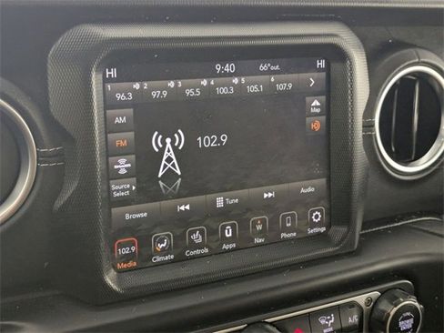 Used 2023 Jeep Wrangler Unlimited Sahara w/ Cold Weather Group image 22