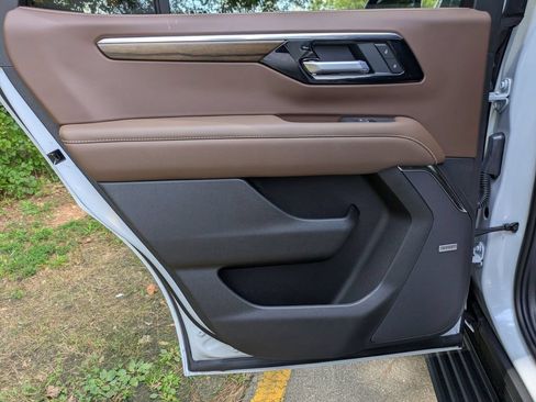 New 2026 Chevrolet Tahoe High Country AWD/4WD image 27