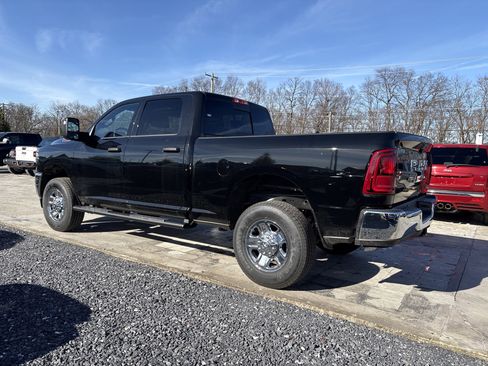 New 2026 RAM 2500 Tradesman AWD/4WD image 4