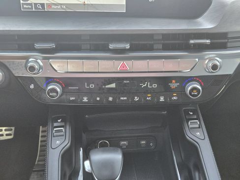 Used 2024 Kia Telluride SX Prestige X-Pro AWD/4WD image 21