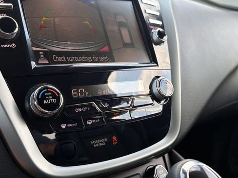 Certified 2024 Nissan Murano Platinum w/ Cargo Package FWD image 22