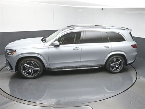 New 2026 Mercedes-Benz GLS 450 4MATIC image 46