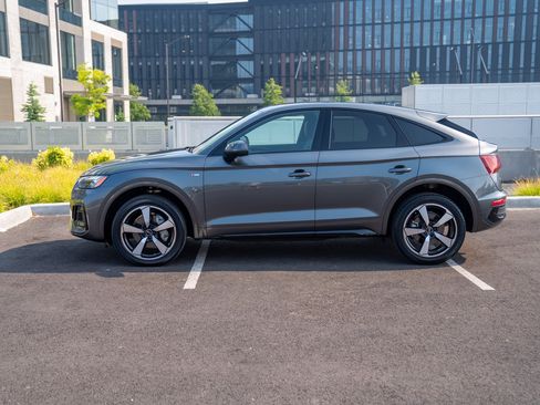 Used 2023 Audi Q5 2.0T Premium Plus AWD/4WD image 2