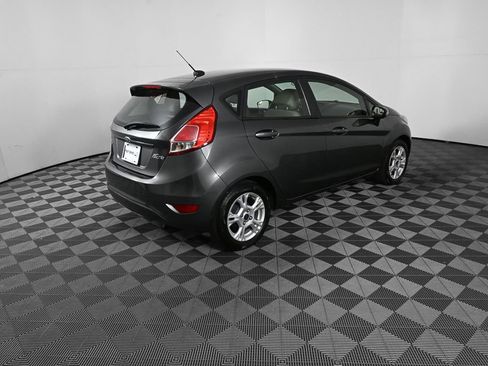 Used 2015 Ford Fiesta SE image 23