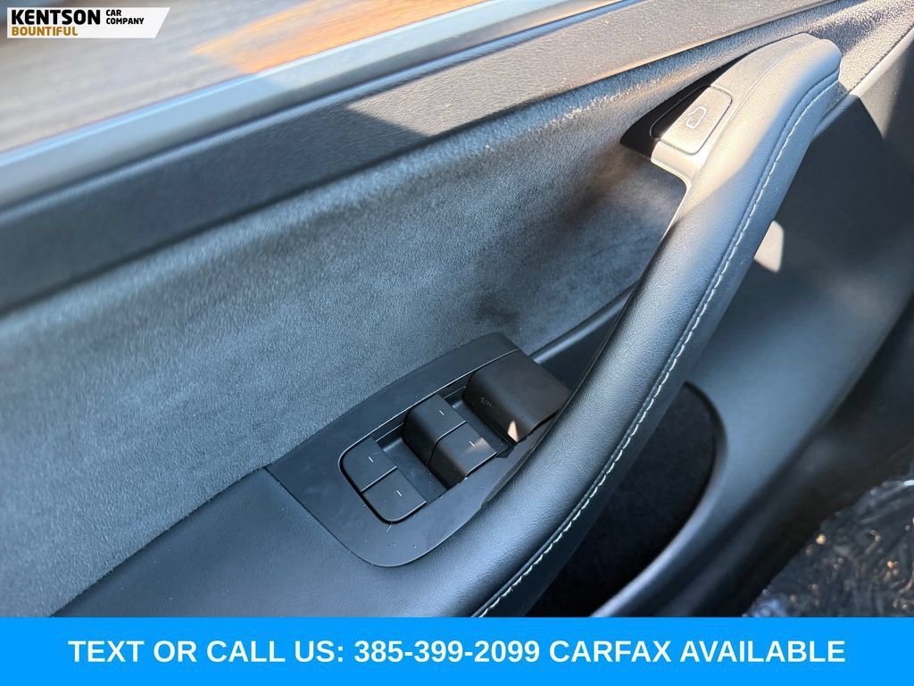 Used 2023 Tesla Model Y Long Range AWD/4WD image 14