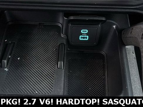 New 2025 Ford Bronco Outer Banks w/ Sasquatch Package image 17