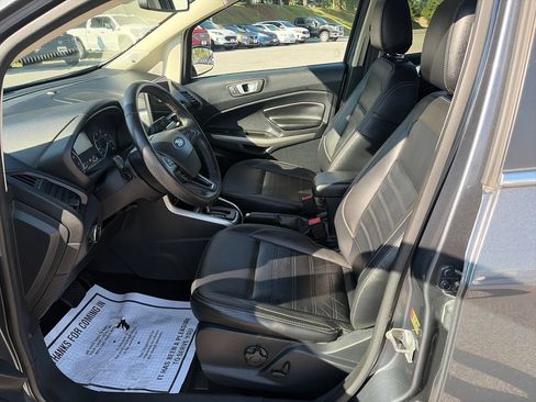 Used 2019 Ford EcoSport Titanium FWD image 10