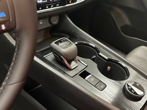 New 2026 Nissan Rogue SV AWD/4WD image 12