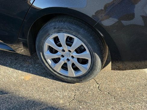 Used 2024 Toyota Corolla LE image 6