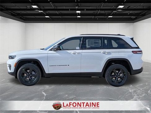 New 2025 Jeep Grand Cherokee Limited w/ Black Appearance Package image 2