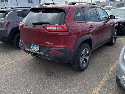 Used 2015 Jeep Cherokee Trailhawk w/ Comfort/Convenience Group AWD/4WD image 8
