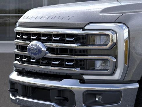 New 2026 Ford F250 Lariat w/ Lariat Premium Package AWD/4WD image 17