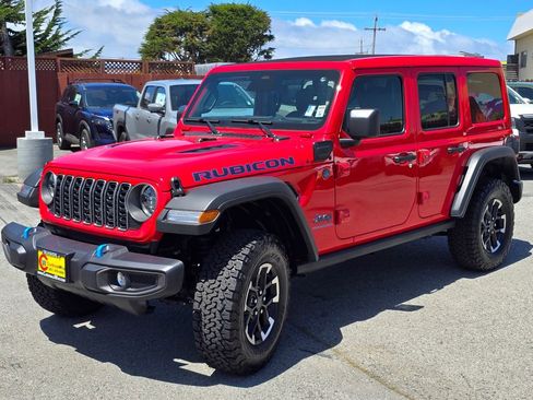Used 2025 Jeep Wrangler Unlimited Rubicon 4xe w/ Safety Group AWD/4WD image 2