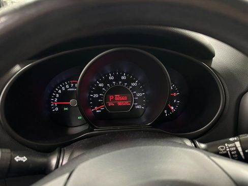 Used 2016 Kia Soul Base image 15