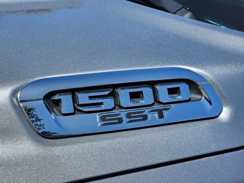 Used 2025 RAM 1500 Big Horn AWD/4WD image 13