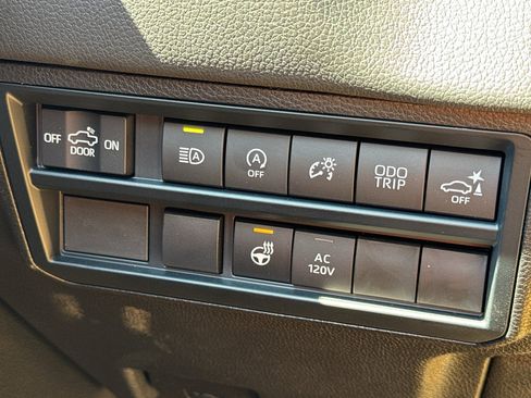 Used 2026 Toyota Tundra Limited w/ TRD Off-Road Package AWD/4WD image 27