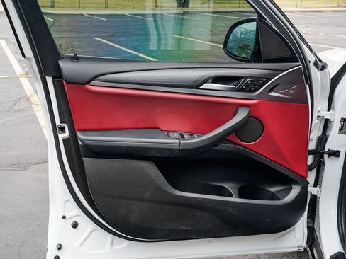 Used 2022 BMW X3 xDrive30i w/ Premium Package 2 image 9