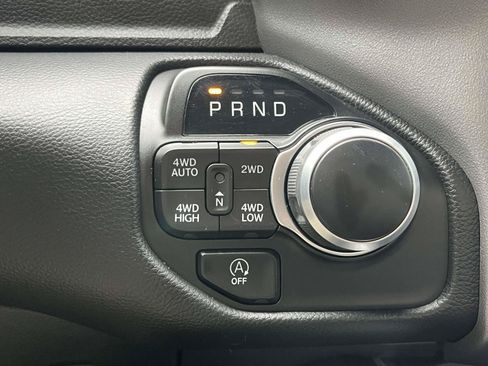 Used 2023 RAM 1500 Big Horn AWD/4WD image 33