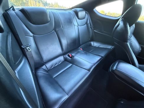 Used 2012 Hyundai Genesis 3.8 image 25