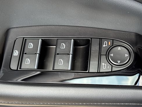 New 2026 MAZDA MAZDA3 2.5 S Sedan w/ Preferred Pkg FWD image 19