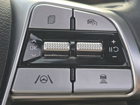 Used 2025 Kia Telluride S image 34