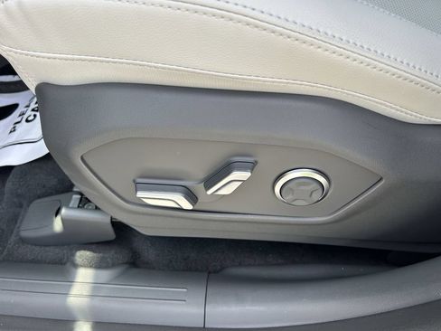 New 2026 Hyundai Santa Fe Limited FWD image 25