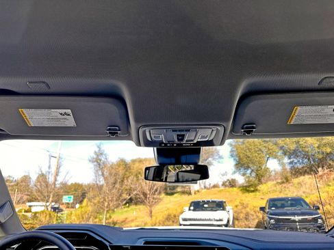 New 2025 GMC Sierra 1500 Elevation w/ Preferred Package image 22