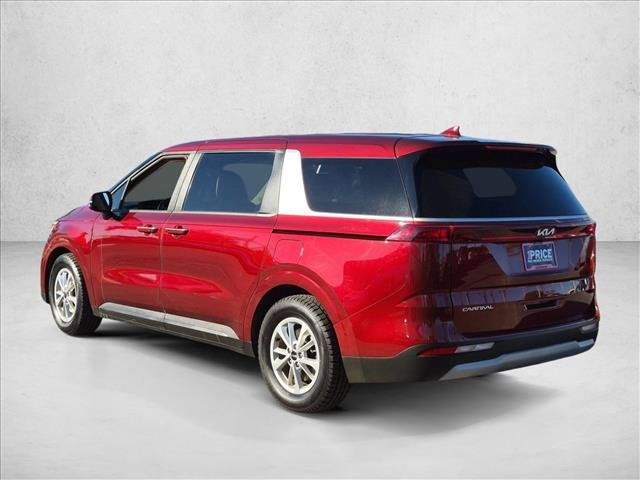 Used 2024 Kia Carnival LX FWD image 8