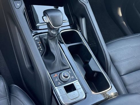 Used 2024 Kia Telluride SX Prestige AWD/4WD image 16