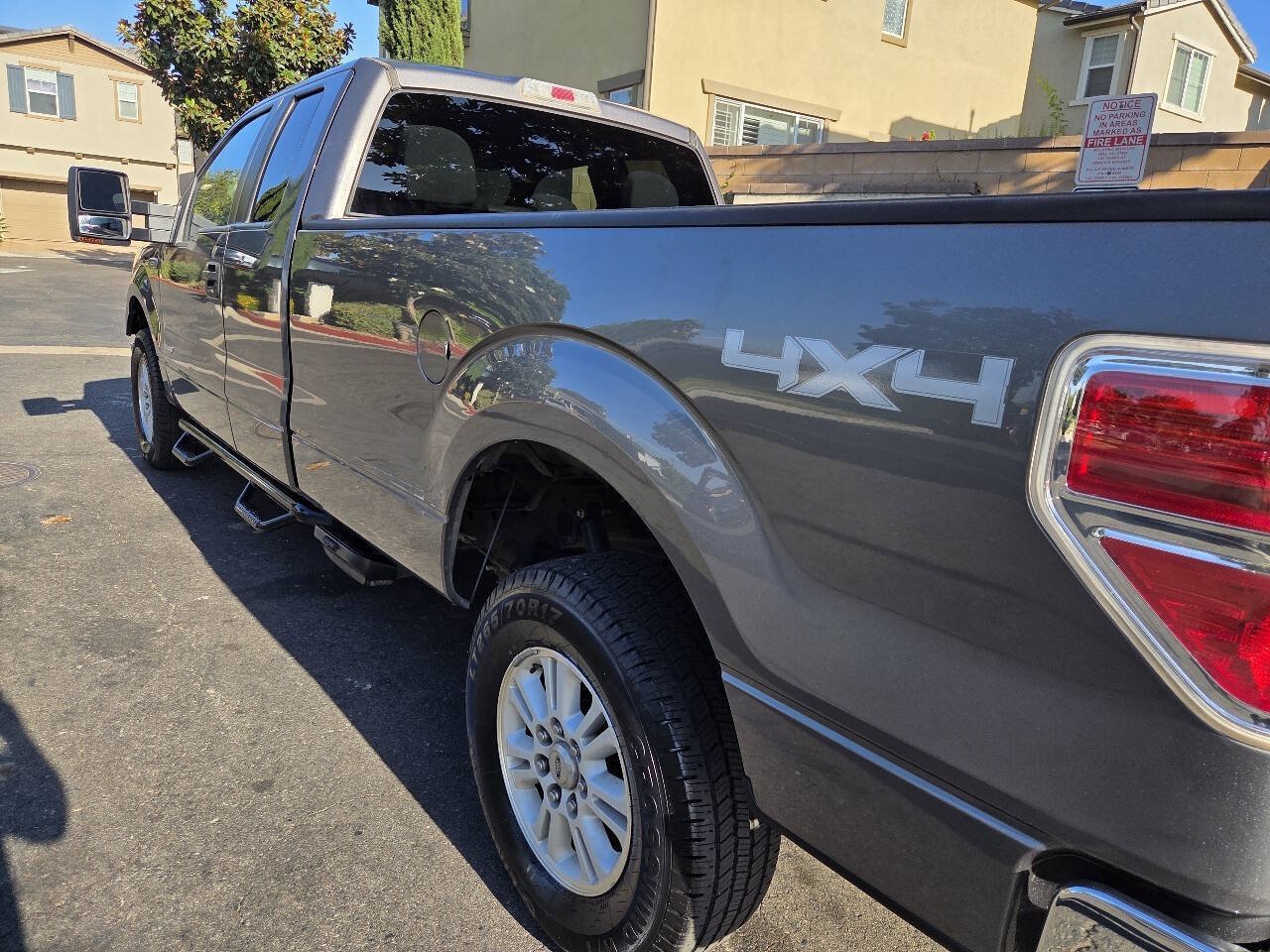 Used 2014 Ford F150 XLT AWD/4WD image 3