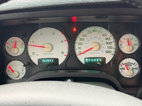 Used 2005 Dodge Ram 2500 Truck SLT image 33