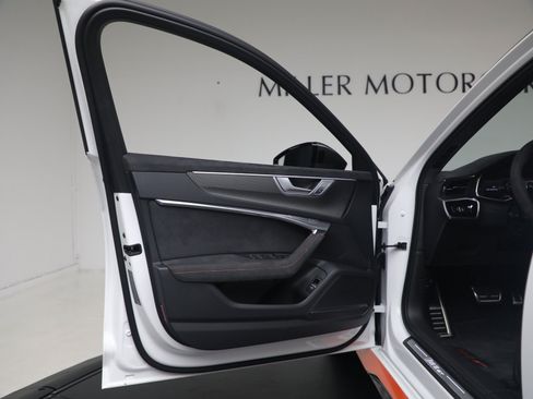 Used 2025 Audi RS 6 performance AWD/4WD image 38