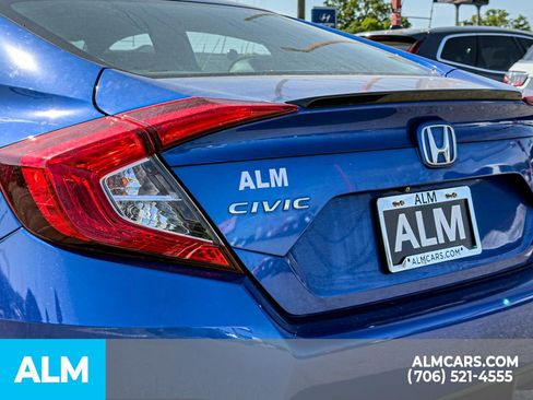 Used 2019 Honda Civic Sport image 6