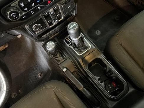 Used 2020 Jeep Wrangler Unlimited Sport S AWD/4WD image 27