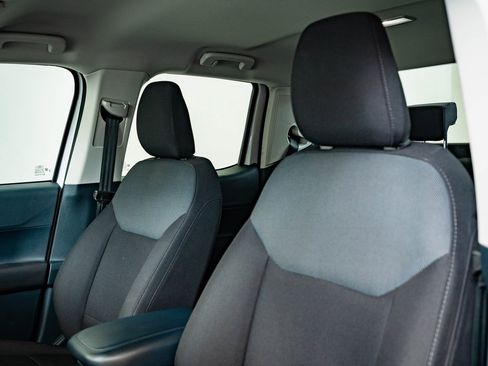 Used 2024 Ford Maverick XL image 24