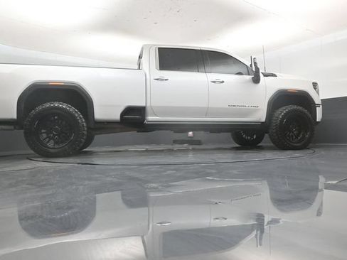 Used 2024 GMC Sierra 2500 Denali Ultimate AWD/4WD image 47