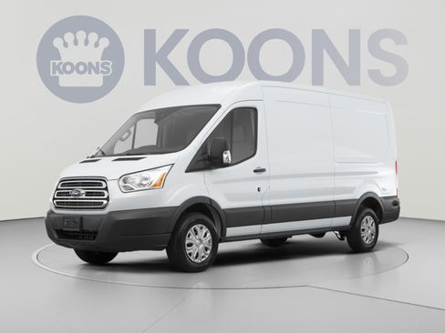 Used 2018 Ford Transit 250 130 Low Roof RWD image 1