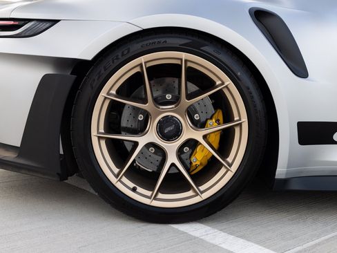 Used 2025 Porsche 911 GT3 RS RWD image 22