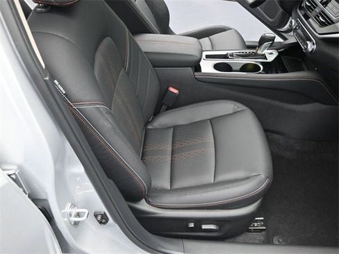 New 2025 Nissan Altima 2.5 SR image 34