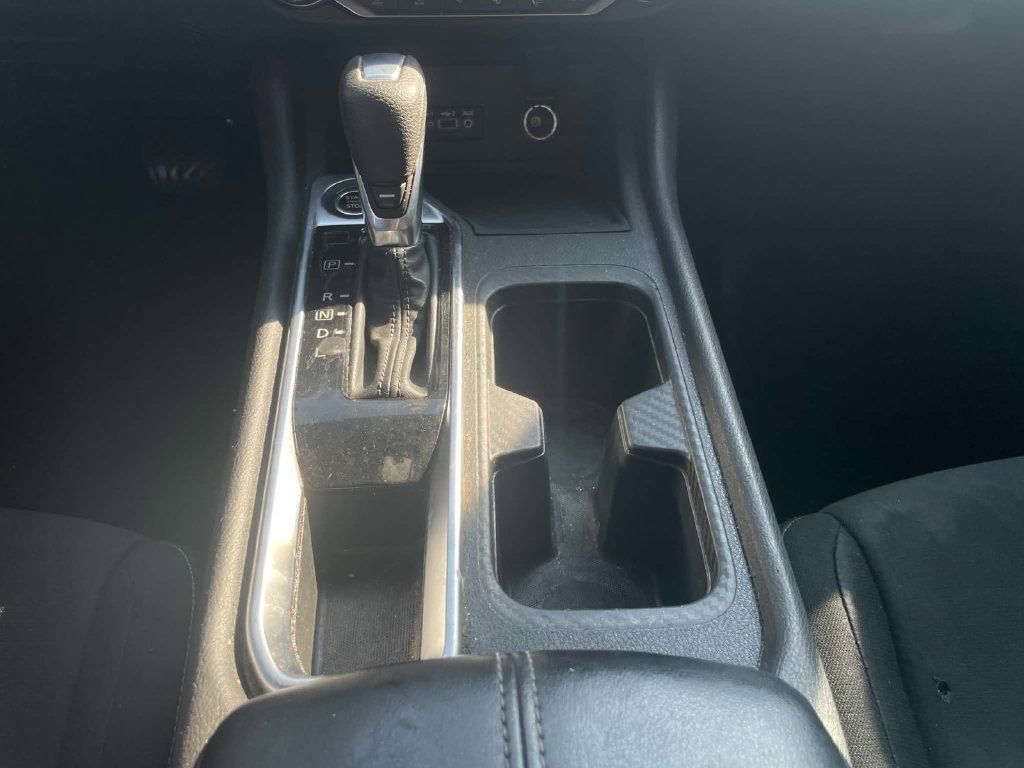 Used 2024 Nissan Sentra SV FWD image 19