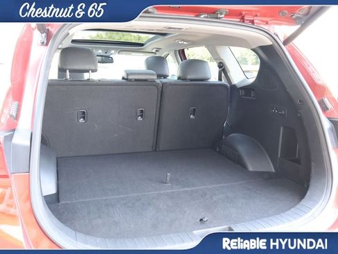 Used 2020 Hyundai Santa Fe SEL AWD/4WD image 17