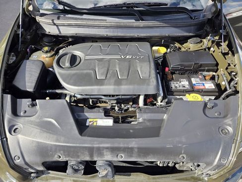 Used 2017 Jeep Cherokee 75th Anniversary image 16